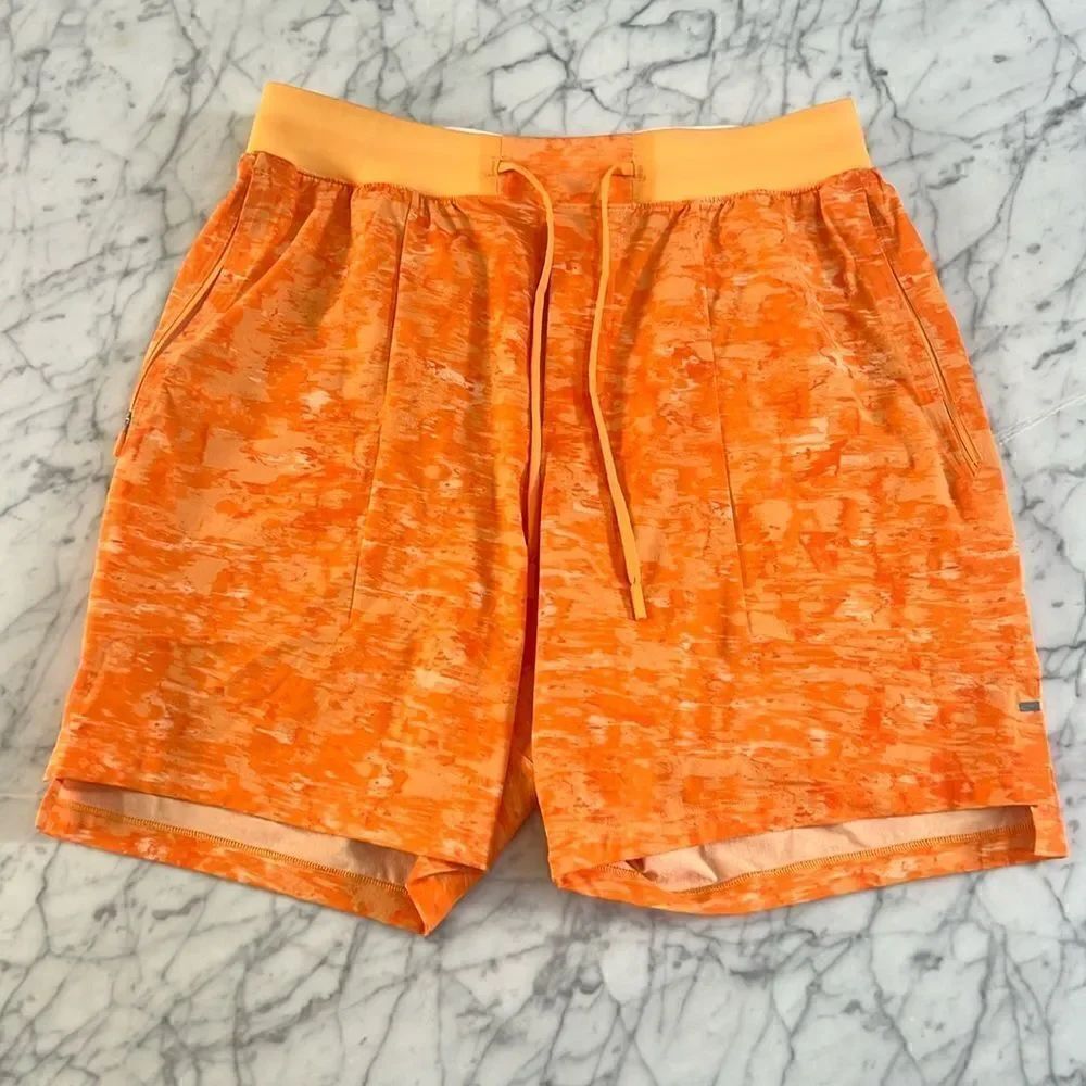 NWOT Lululemon License to Train Linerless Short 7" Size S Ember Radiate Mango